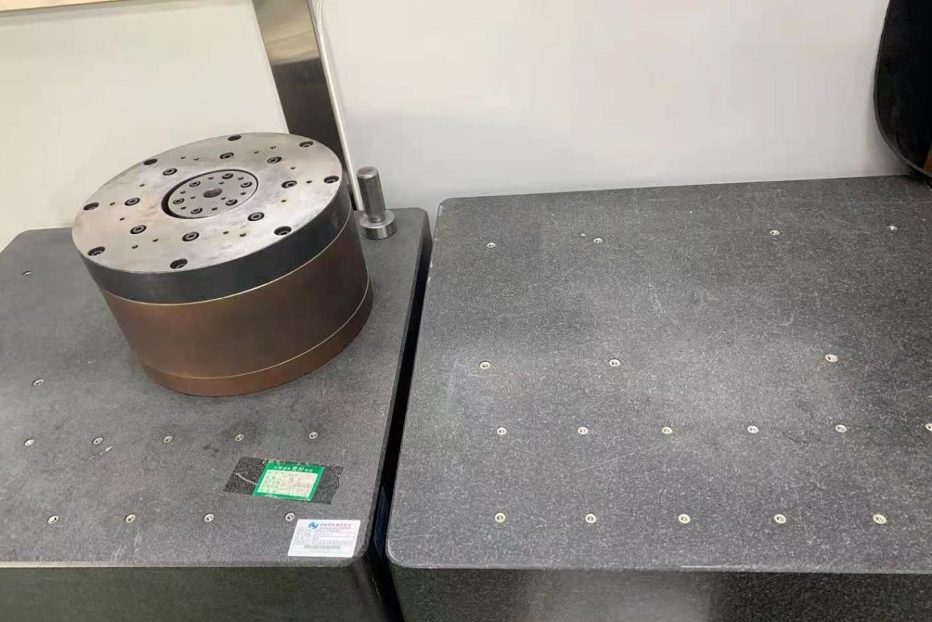 高精度萬(wàn)能測(cè)角儀