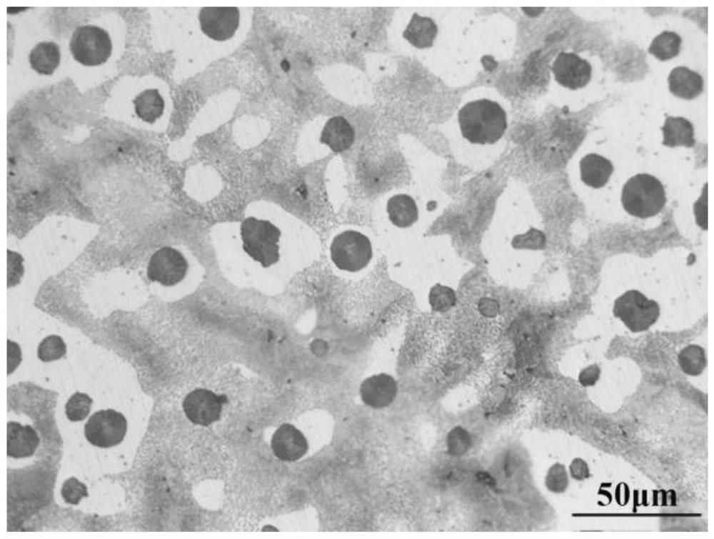 一種高強(qiáng)度、高韌性的球墨鑄鐵及其制備方法與應(yīng)用